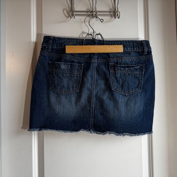 Denim Distressed Skirt Size 14 Apt 9 - Picture 2 of 7